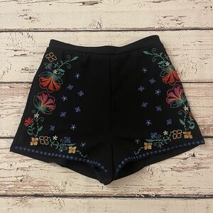 Xhilaration‎ Shorts Womens Size Small Black w/ Colorful Floral Embroidered